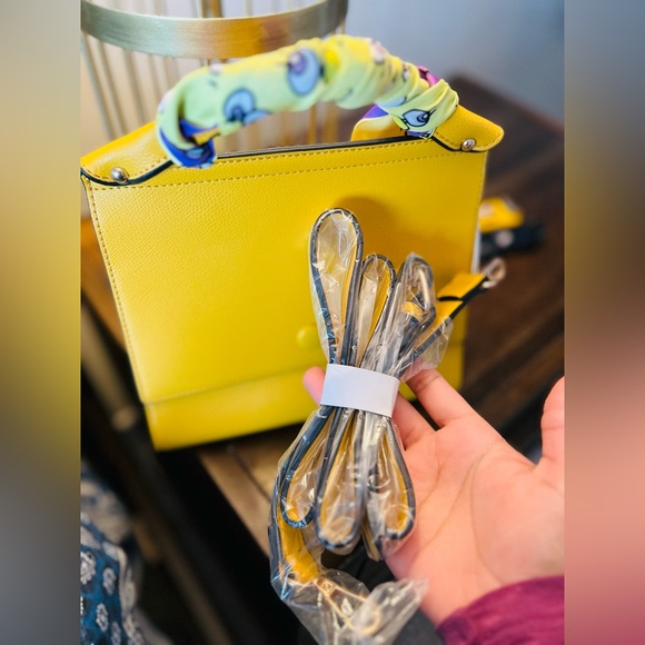 Yellow evening bag with twilly - Picture 3 of 3